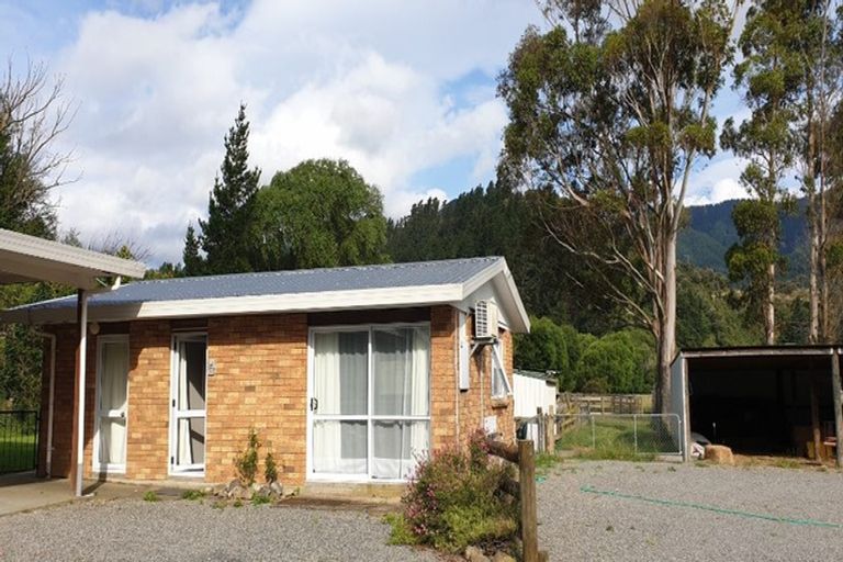 Photo of property in 17 Para Railway Road, Koromiko, Blenheim, 7273