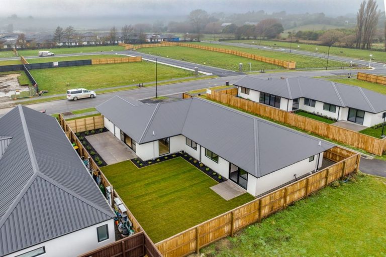 Photo of property in 57 River Stone Drive, Halswell, Christchurch, 8025