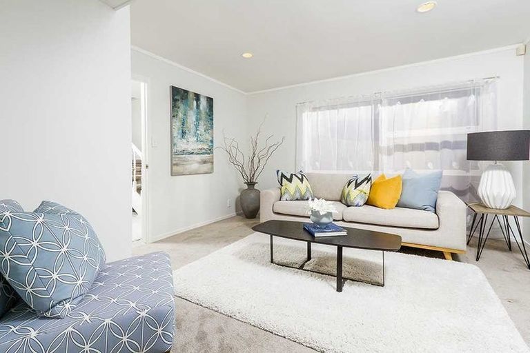 Photo of property in 56 Wyoming Avenue, Murrays Bay, Auckland, 0630