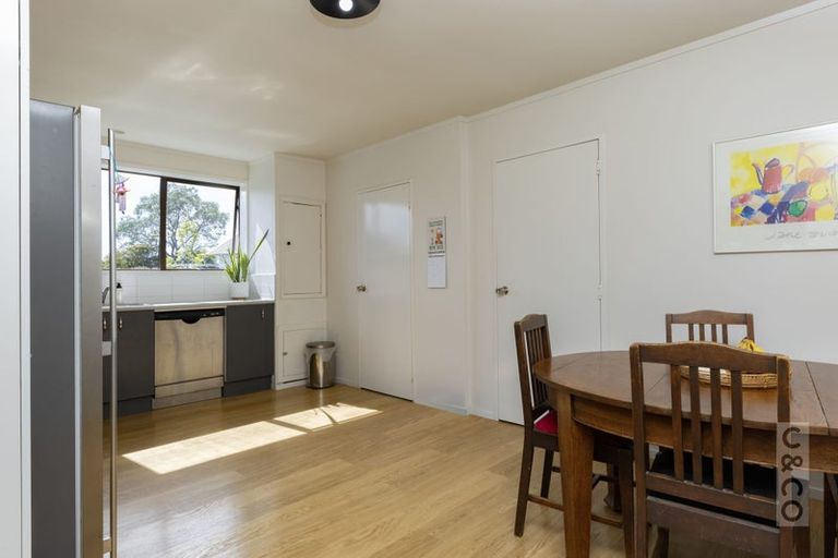 Photo of property in 88 Taupaki Road, Taupaki, Henderson, 0782