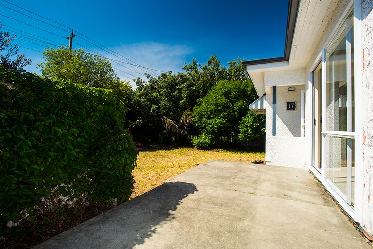 Photo of property in 17 De Lautour Road, Kaiti, Gisborne, 4010