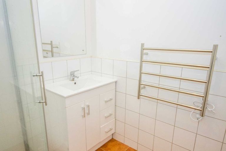 Photo of property in 25 Luxford Street, Berhampore, Wellington, 6023