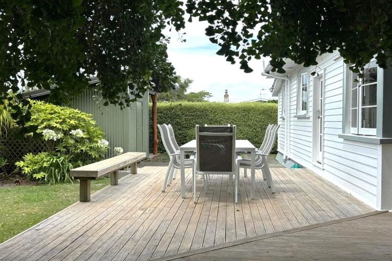 Photo of property in 20 Haumoana Road, Haumoana, 4102