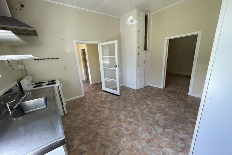 Photo of property in 25 Ocean Road, Paraparaumu Beach, Paraparaumu, 5032