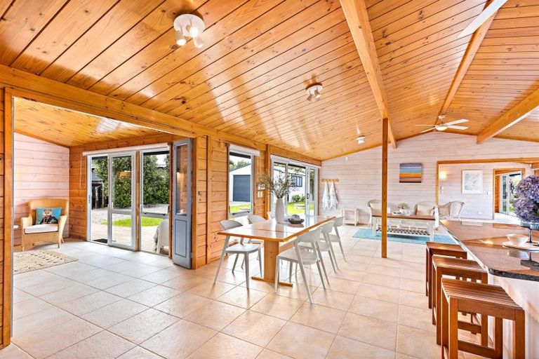 Photo of property in 15 Ruby Cove, Omaha, 0986