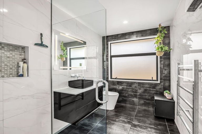 Photo of property in 17 Myrtle Road, Wigram, Christchurch, 8025