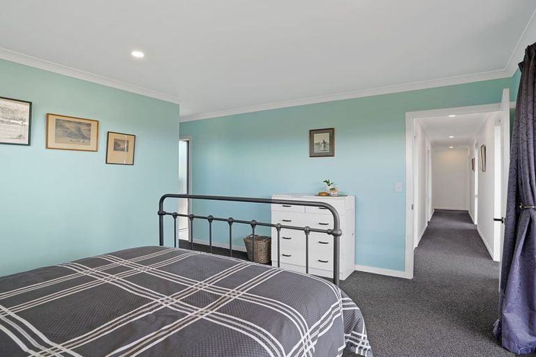 Photo of property in 18 Claremont Crescent, Amberley, 7410