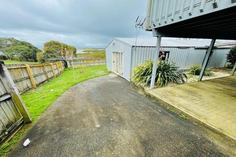 Photo of property in 17 Montego Place, Weymouth, Auckland, 2103