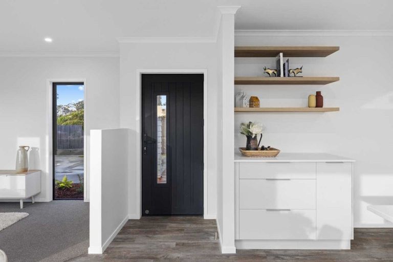 Photo of property in 116a Racecourse Road, Waiuku, 2123