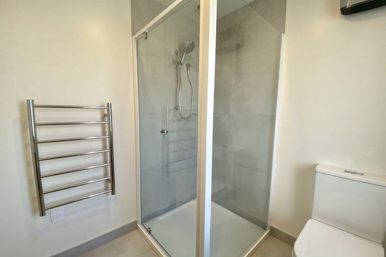 Photo of property in 2/87 Barbour Street, Waltham, Christchurch, 8011