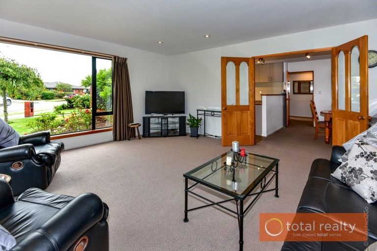 Photo of property in 10 Arkwright Place, Halswell, Christchurch, 8025