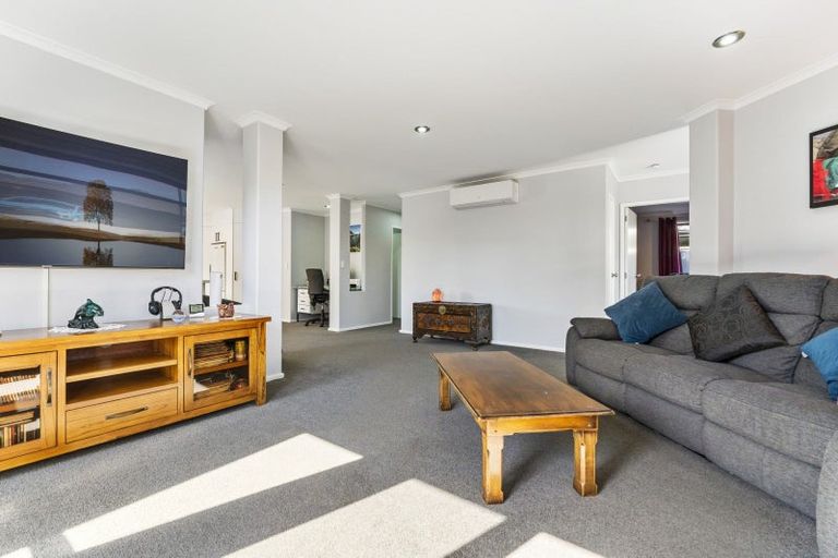 Photo of property in 6 Carrington Drive, Papamoa Beach, Papamoa, 3118