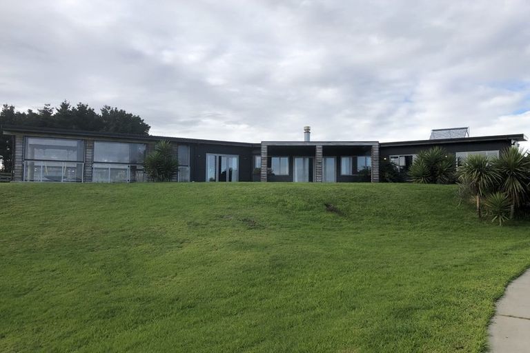 Photo of property in 191 Harakeke Road, Te Horo, Otaki, 5581