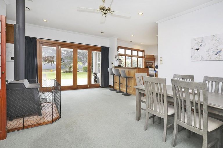 Photo of property in 12 Prince Street, Winton, 9720