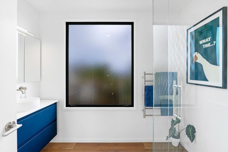 Photo of property in 16 Ridgewood Place, Shirley, Christchurch, 8061