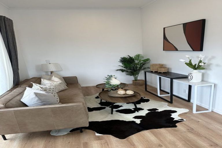 Photo of property in 7 Citation Way, Botany Downs, Auckland, 2010