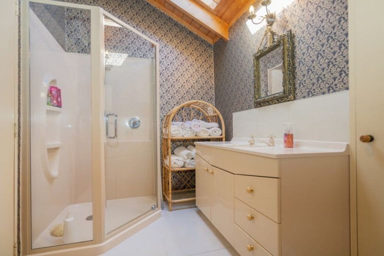 Photo of property in 8 Victoria Street, Whitianga, 3510