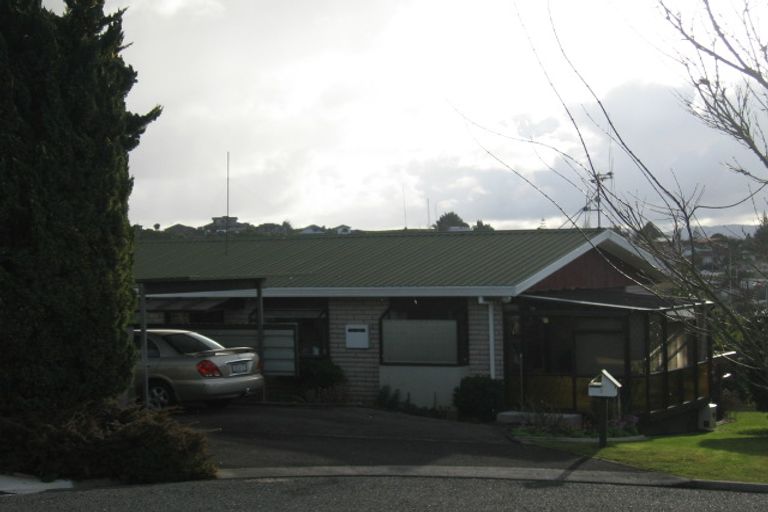 Photo of property in 2 Monique Place, Dinsdale, Hamilton, 3204