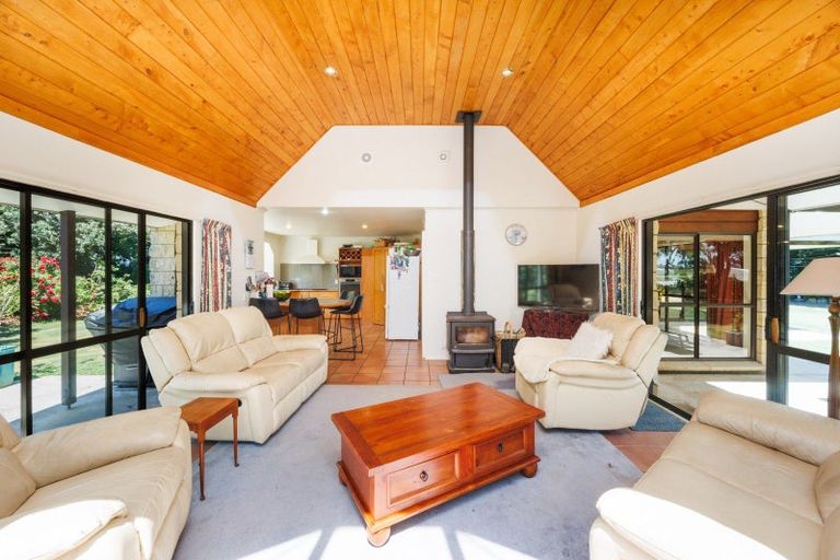 Photo of property in 154 Oroua Road, Kairanga, Palmerston North, 4475