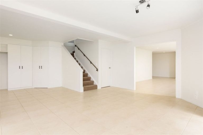 Photo of property in 17/674l Ranginui Road, Welcome Bay, Tauranga, 3175