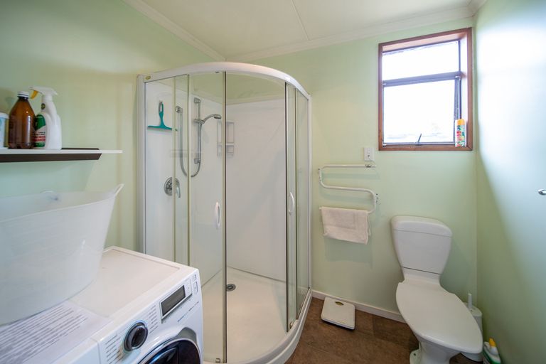 Photo of property in 70 Ferris Road, Springvale, Alexandra, 9393