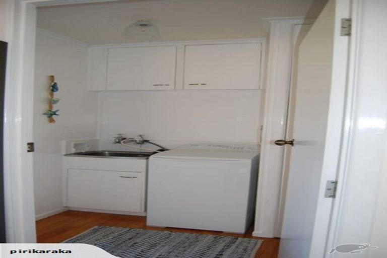 Photo of property in 29 Hebron Road, Waiake, Auckland, 0630