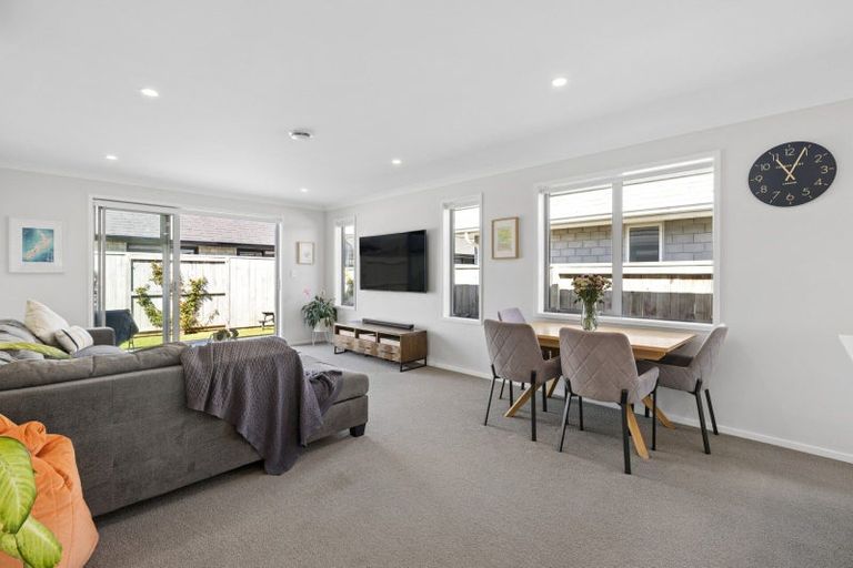 Photo of property in 29 Hills View Drive, Papamoa, 3118