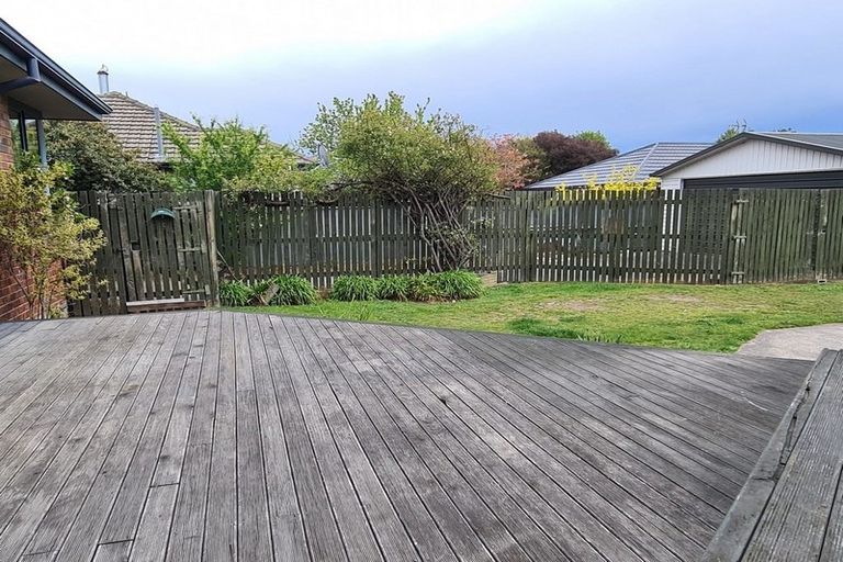 Photo of property in 223 Mairehau Road, Burwood, Christchurch, 8083