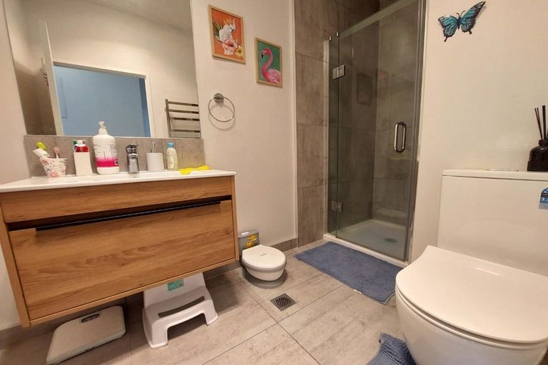 Photo of property in 130 Tarapuka Road, Westgate, Auckland, 0814