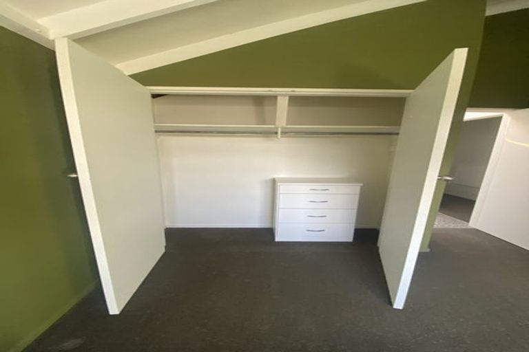 Photo of property in 2/26 Christie Crescent, Havelock North, 4130