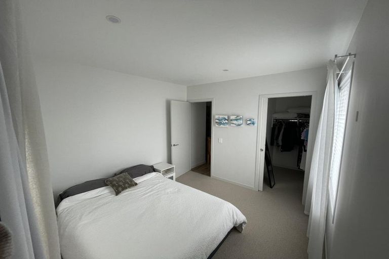 Photo of property in 9/1 Genevieve Lane, Hobsonville, Auckland, 0616