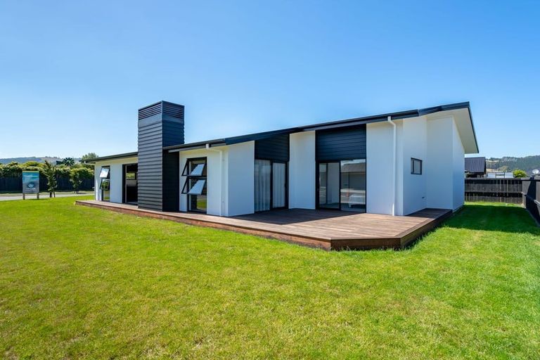 Photo of property in 25 Dundee Road, Mosgiel, 9024