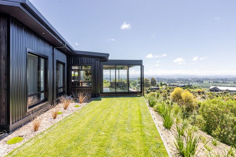 Photo of property in Endsleigh Drive, Havelock North, 4172