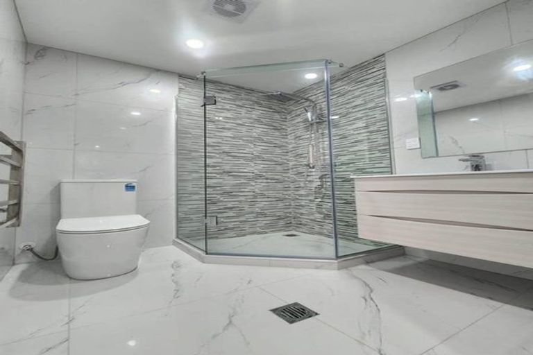 Photo of property in 11c Rountree Place, Conifer Grove, Takanini, 2112