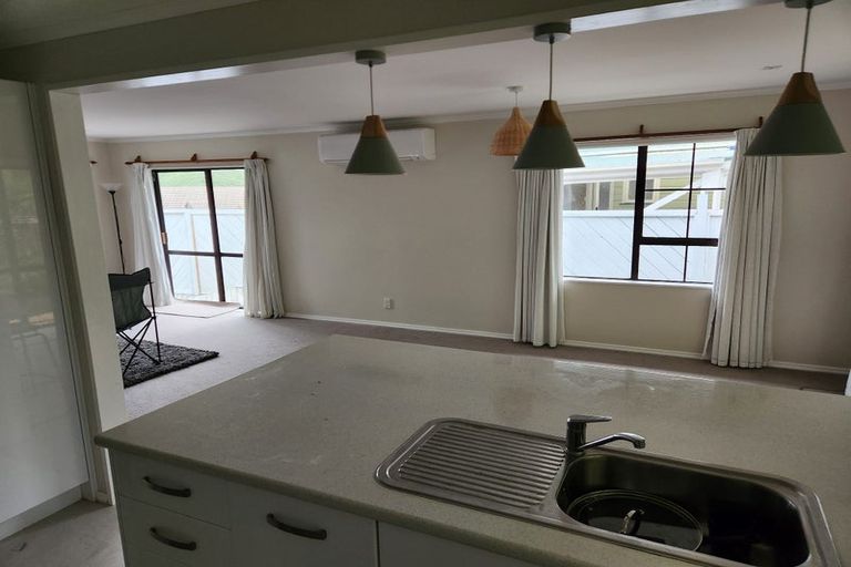 Photo of property in 37 Gaya Grove, Ngaio, Wellington, 6035