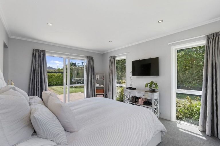 Photo of property in 22 Northwater Drive, Northwood, Christchurch, 8051