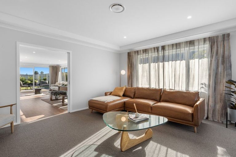 Photo of property in 52 Summersfield Boulevard, Appleby, Richmond, 7020