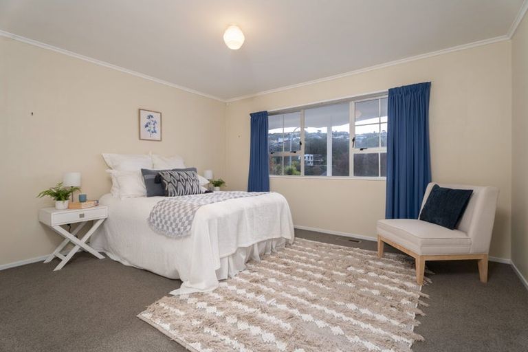 Photo of property in 3 Waterford Drive, Churton Park, Wellington, 6037
