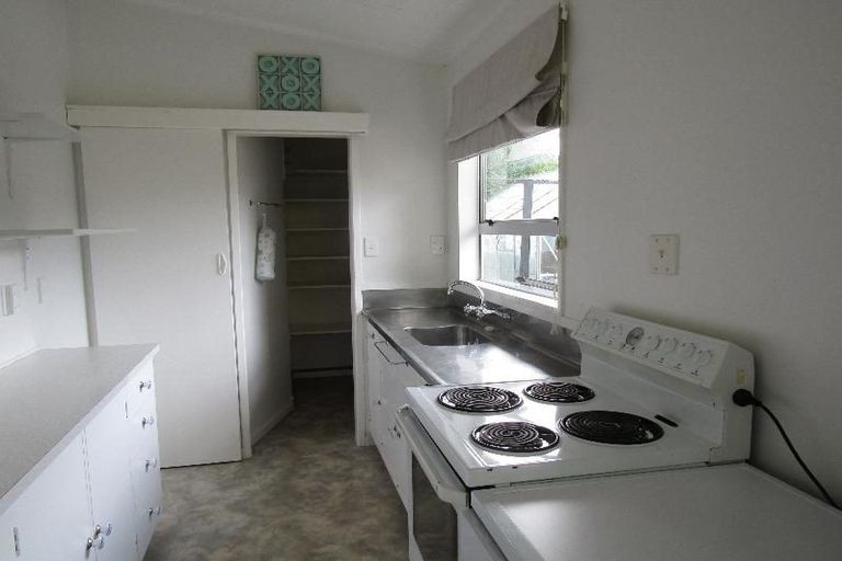 Photo of property in 2/4 Kereru Street, Two Mile Bay, Taupo, 3330