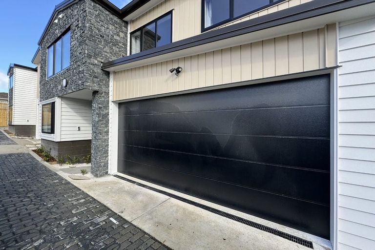 Photo of property in 16 Elegant Lane, Ranui, Auckland, 0612