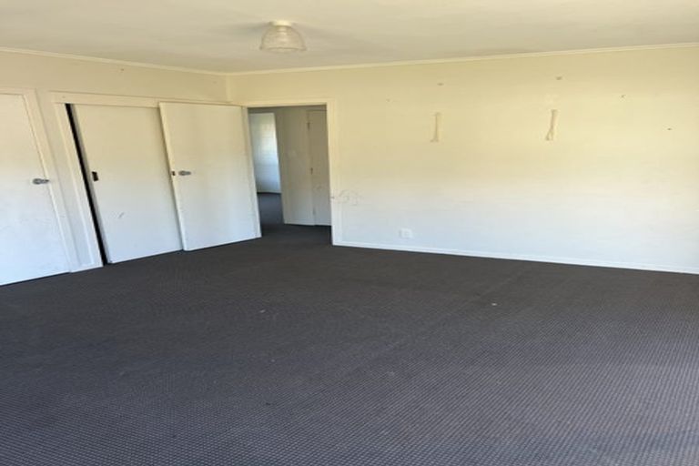 Photo of property in 2/264 Wellington Road, Wainuiomata, Lower Hutt, 5014