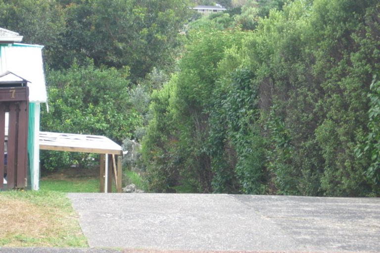 Photo of property in 2/7 Waverley Avenue, Glenfield, Auckland, 0629