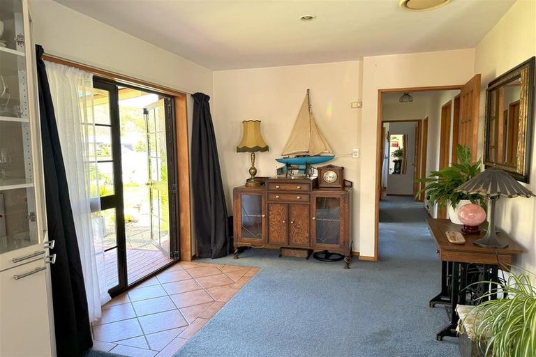 Photo of property in 12 Ogilvie Road, Gladstone, Greymouth, 7805