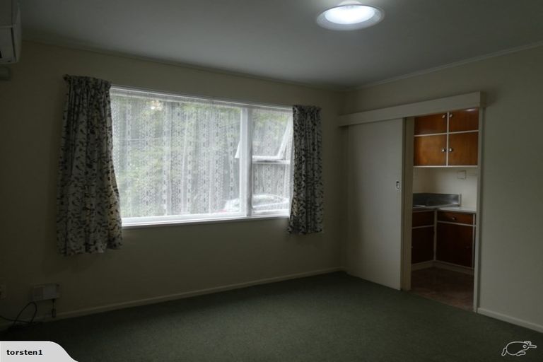 Photo of property in 1/24 Crieff Street, Northland, Wellington, 6012