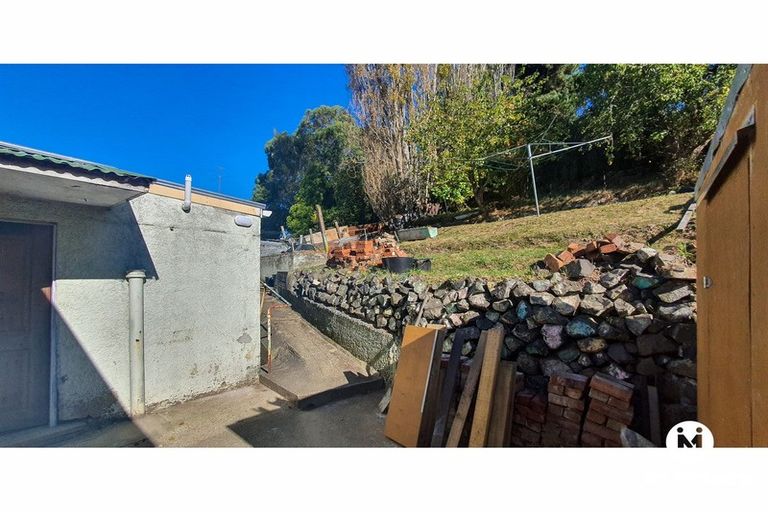 Photo of property in 102 Glen Road, The Glen, Dunedin, 9011