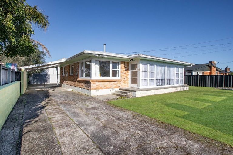 Photo of property in 28 Mears Road, St Andrews, Hamilton, 3200