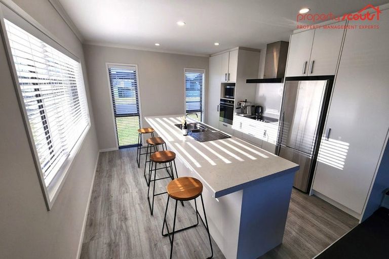 Photo of property in 15 Harding Drive, Papamoa Beach, Papamoa, 3118