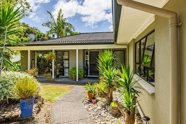 Photo of property in 90 Kemp Road, Kerikeri, 0230
