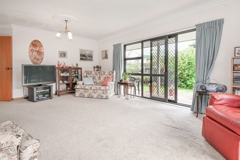 Photo of property in 4/703 Charles Street, Raureka, Hastings, 4120