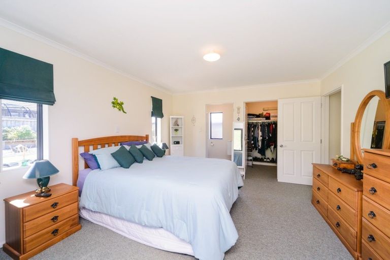 Photo of property in 19 Ursula Drive, Feilding, 4702